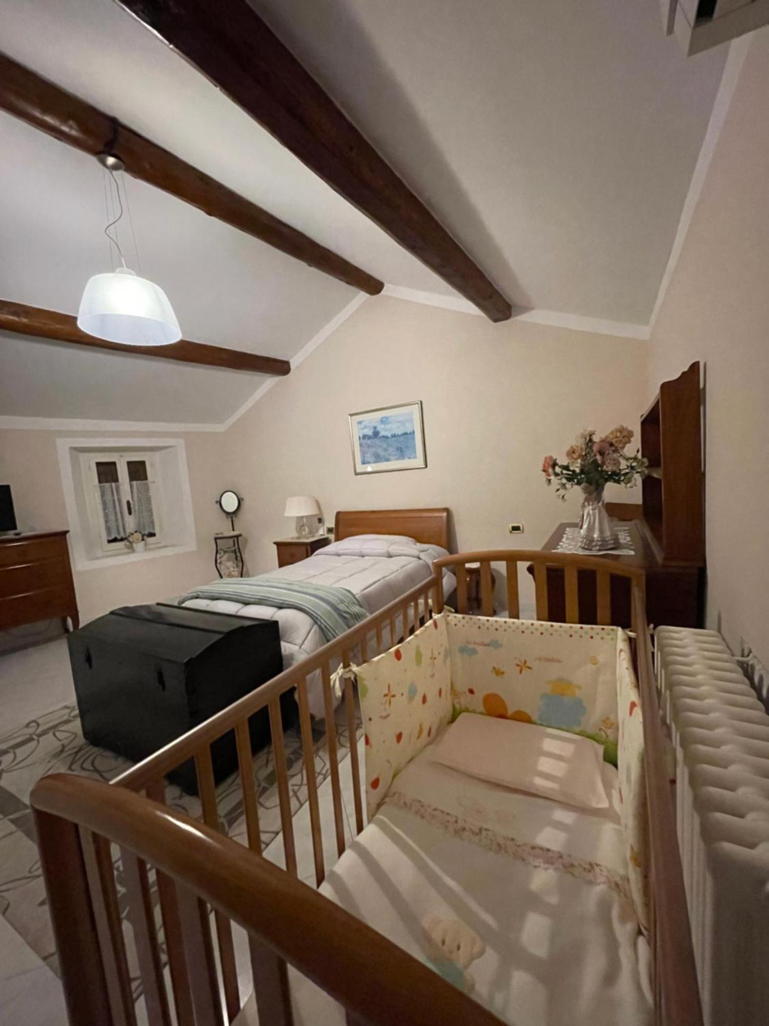 Mazzetti Country House-vita In Campagna Con Giardino Vimignano-Chiesa