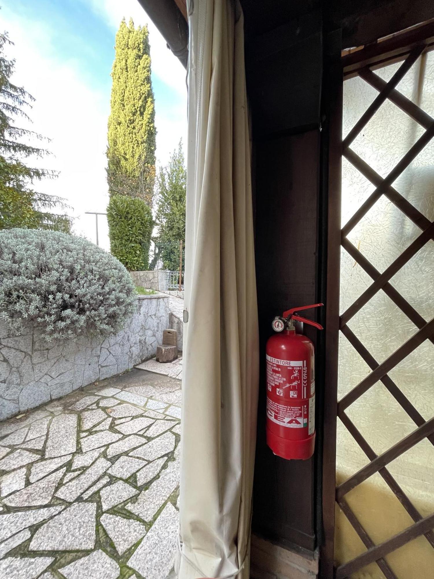 Mazzetti Country House-vita In Campagna Con Giardino * Vimignano-Chiesa