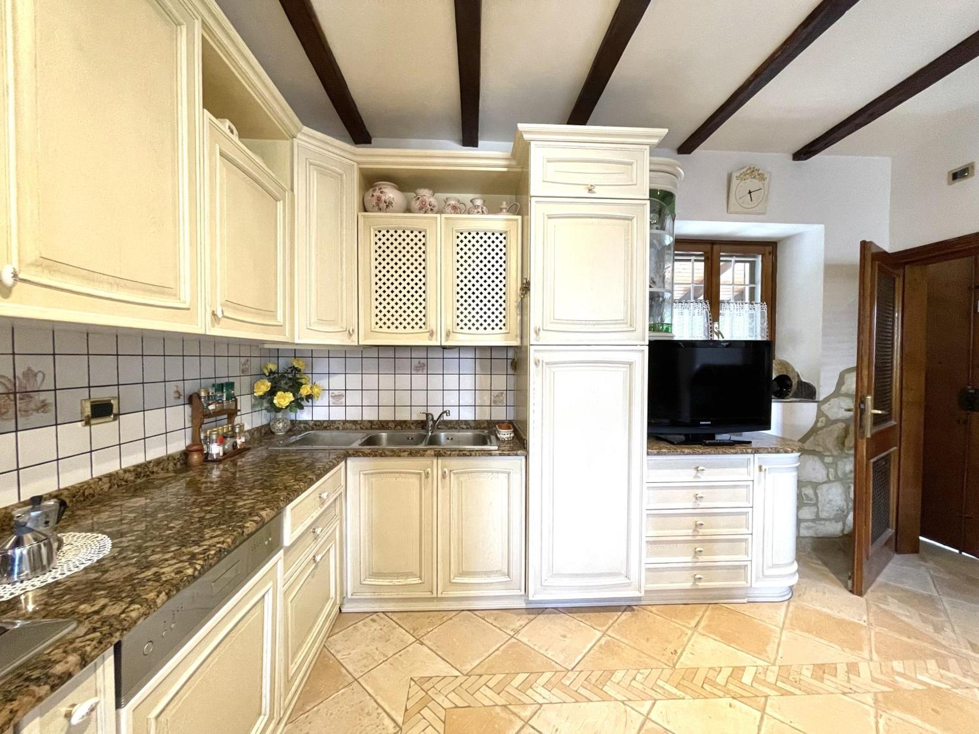 Mazzetti Country House-vita In Campagna Con Giardino Vimignano-Chiesa